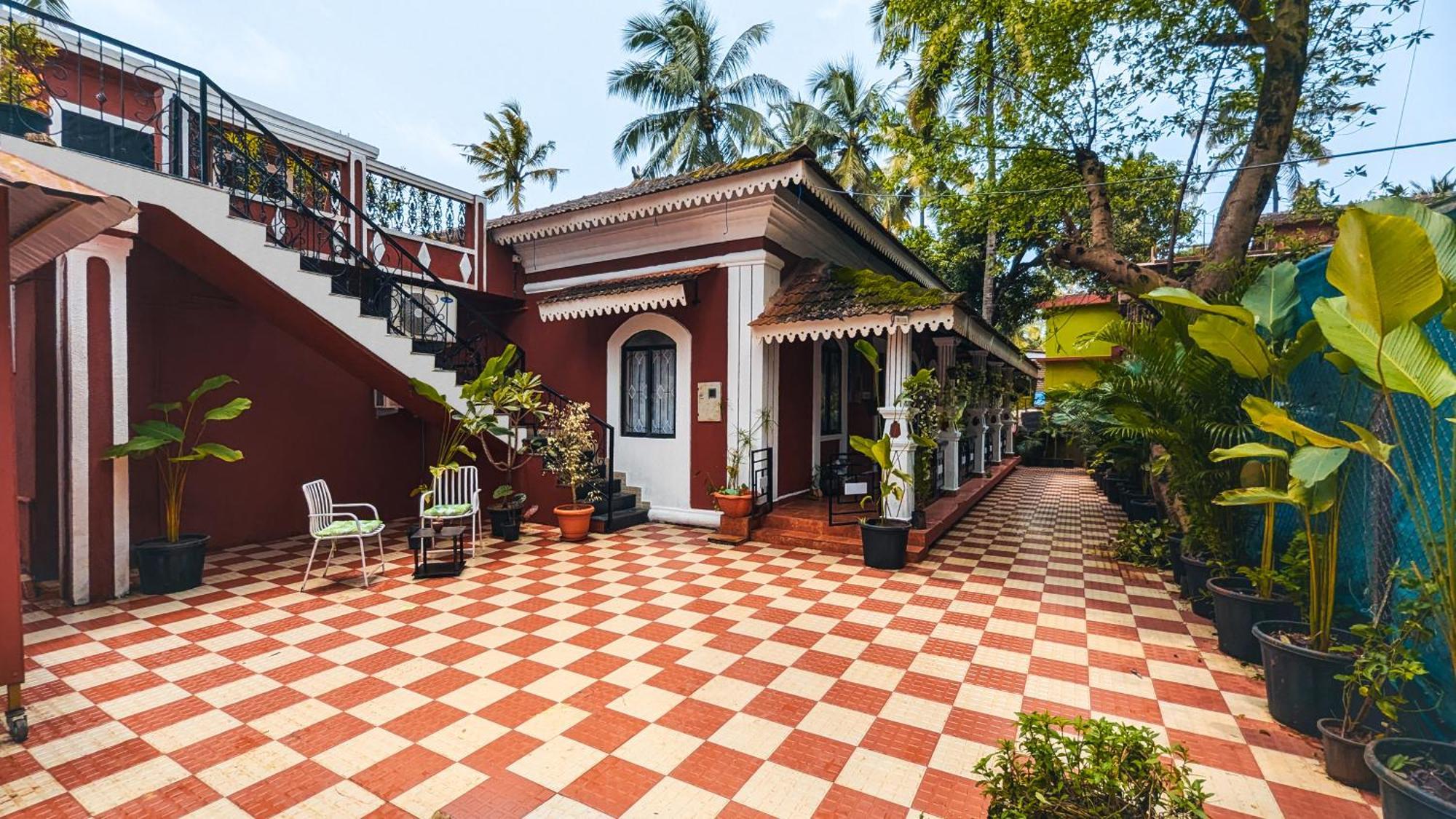 The First House By V3Homestay 4Bhk Private Pool Calangute Dış mekan fotoğraf