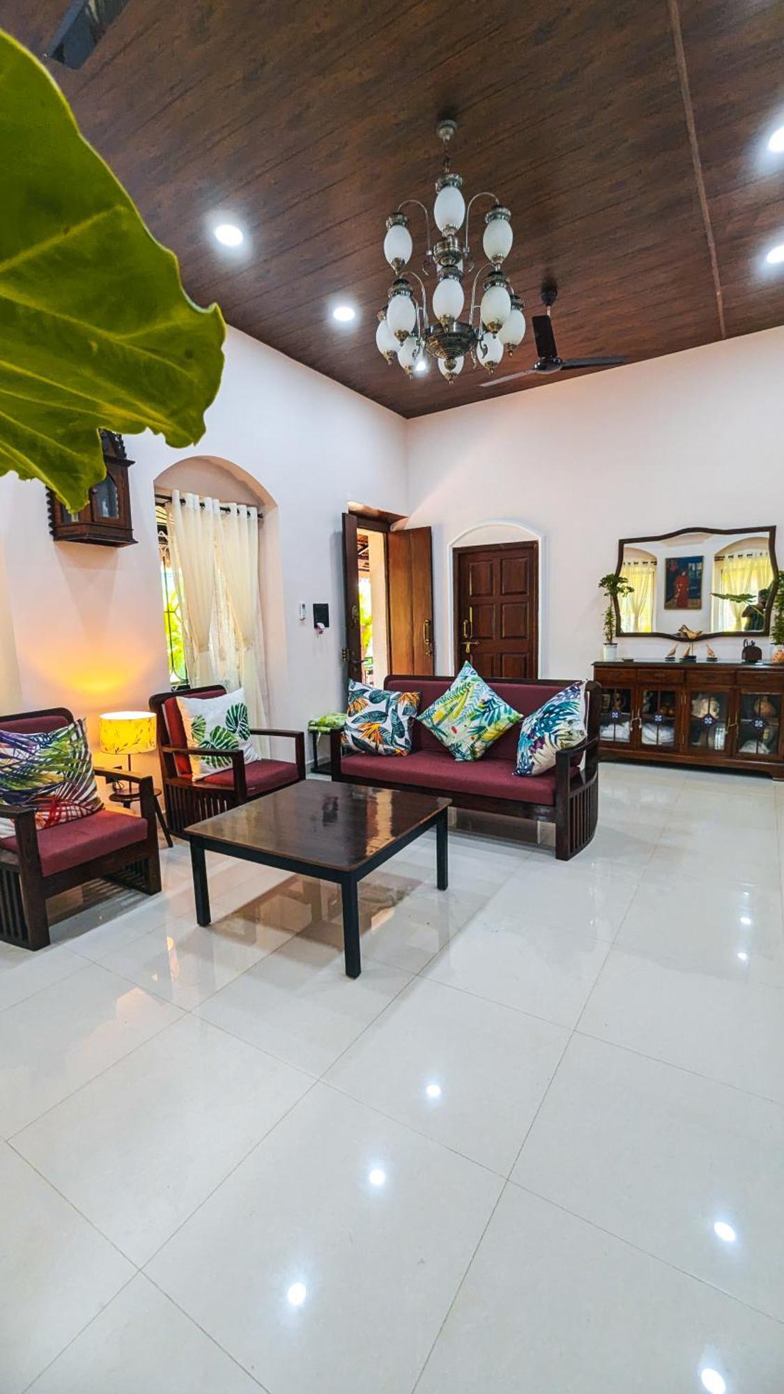 The First House By V3Homestay 4Bhk Private Pool Calangute Dış mekan fotoğraf