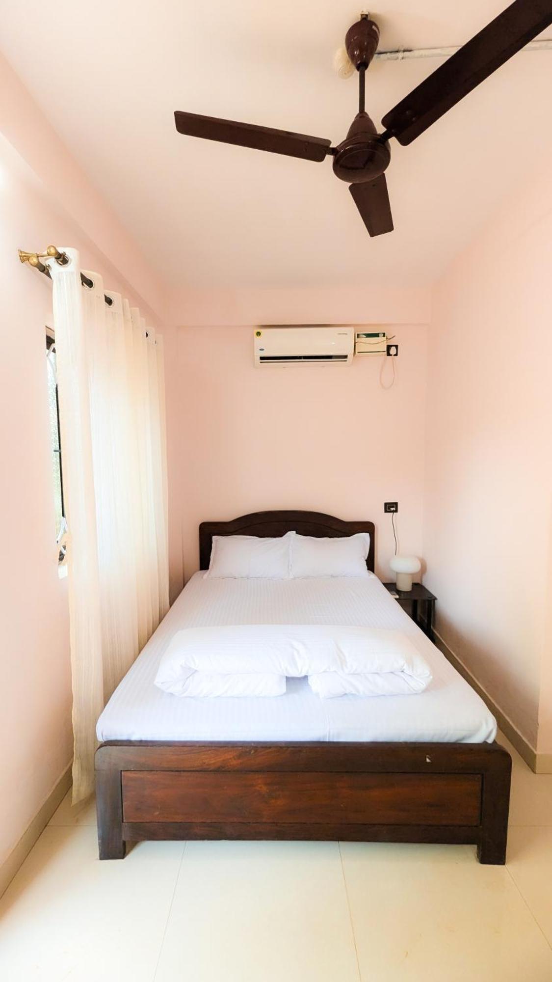 The First House By V3Homestay 4Bhk Private Pool Calangute Dış mekan fotoğraf