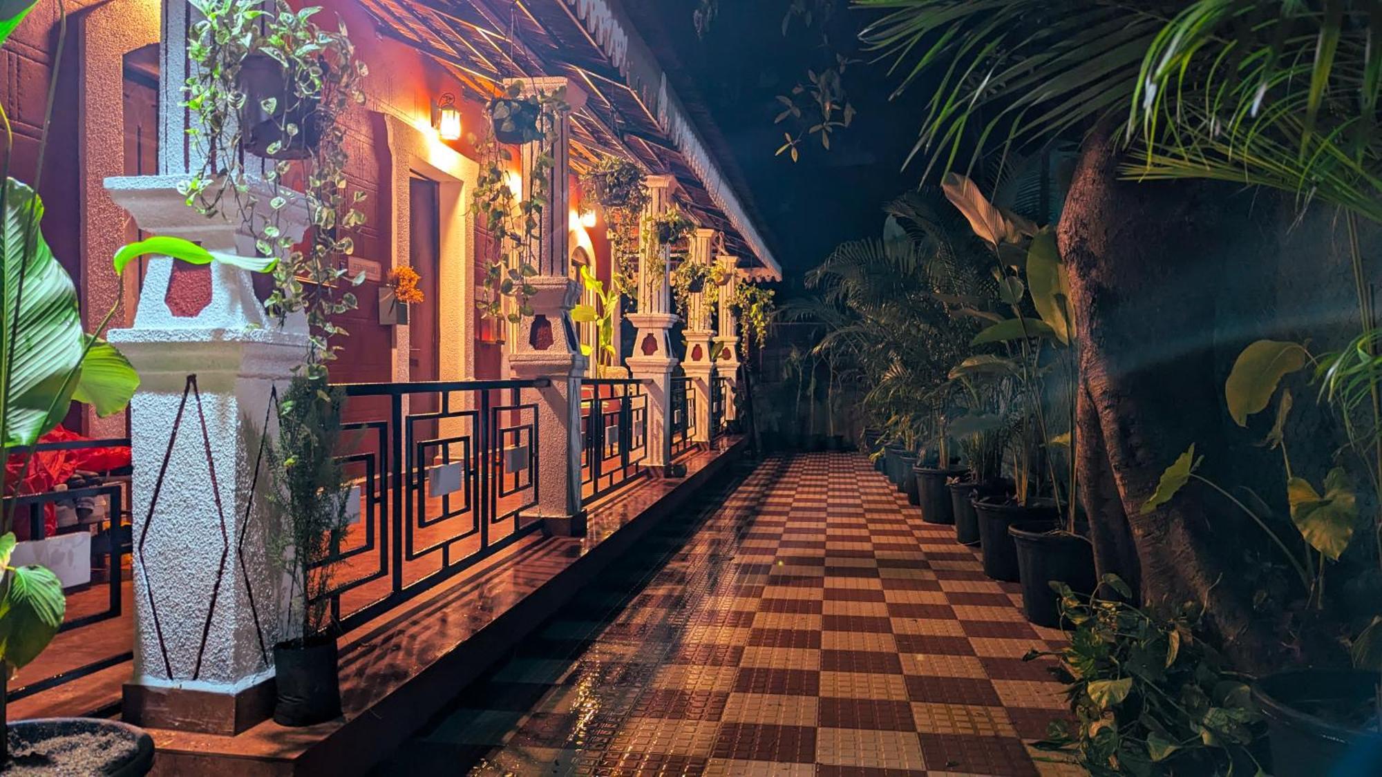 The First House By V3Homestay 4Bhk Private Pool Calangute Dış mekan fotoğraf