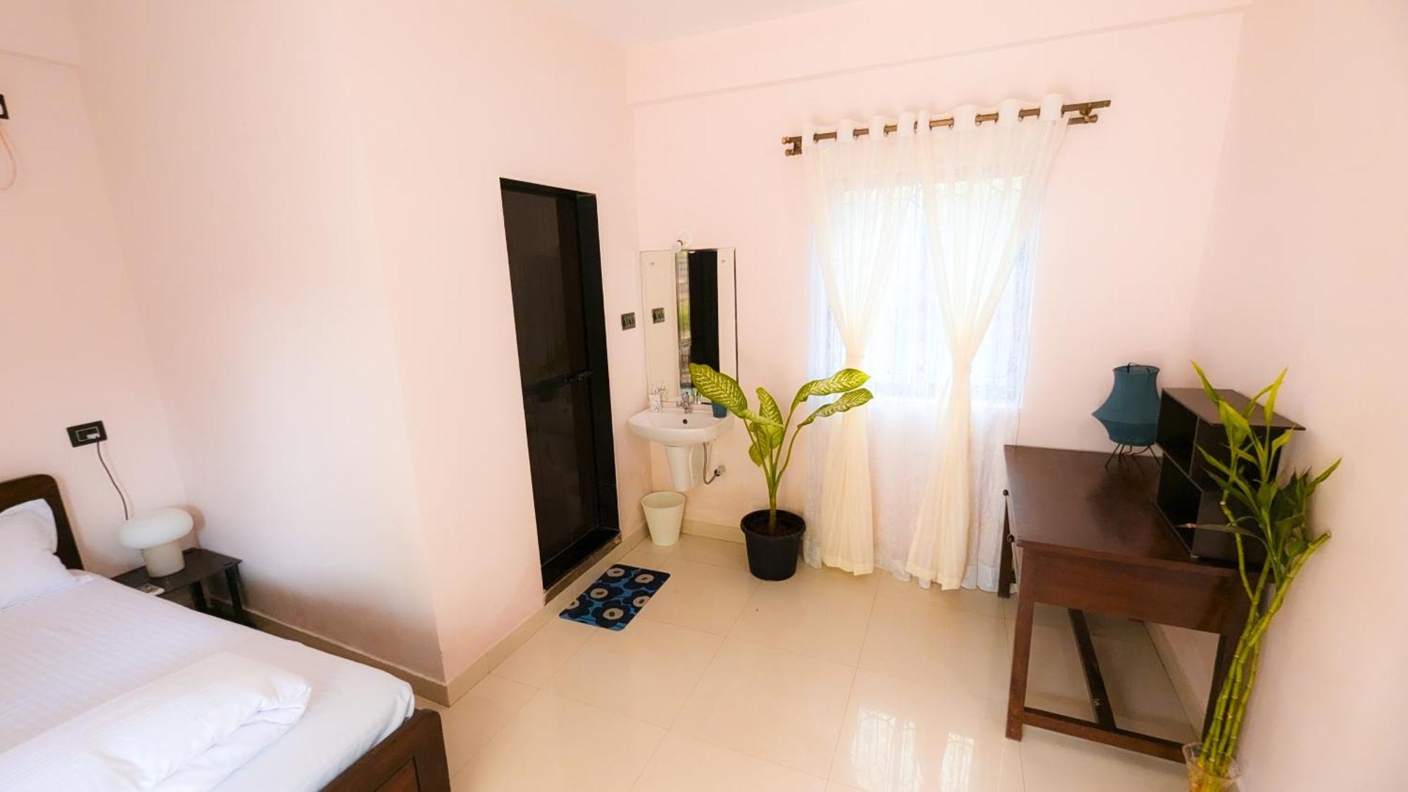 The First House By V3Homestay 4Bhk Private Pool Calangute Dış mekan fotoğraf
